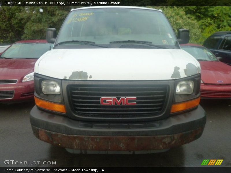 Summit White / Medium Pewter 2005 GMC Savana Van 3500 Cargo