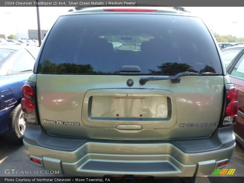 Silver Green Metallic / Medium Pewter 2004 Chevrolet TrailBlazer LS 4x4