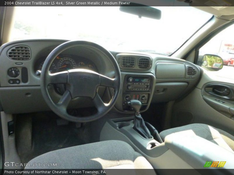 Silver Green Metallic / Medium Pewter 2004 Chevrolet TrailBlazer LS 4x4