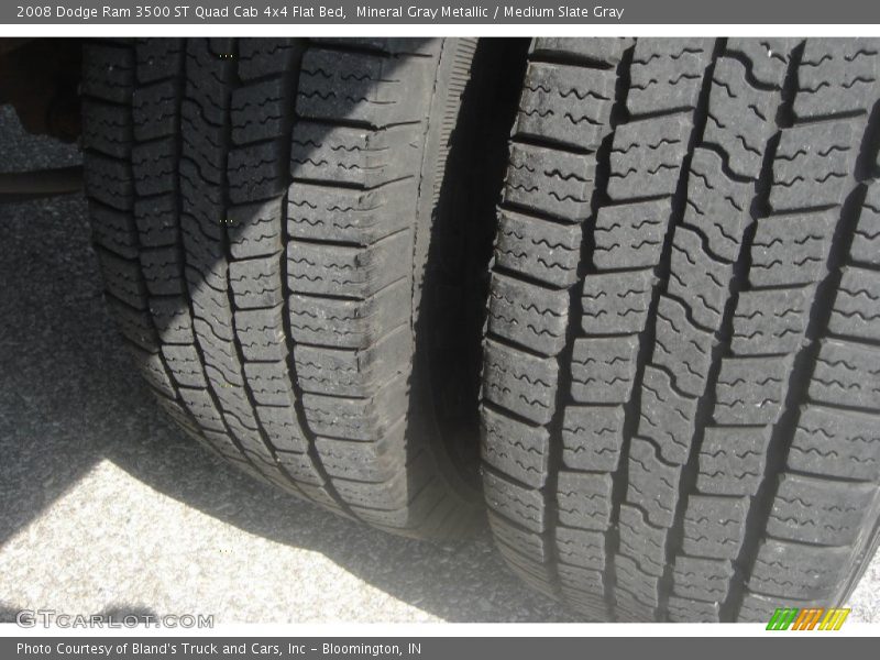 Mineral Gray Metallic / Medium Slate Gray 2008 Dodge Ram 3500 ST Quad Cab 4x4 Flat Bed