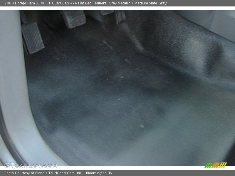 Mineral Gray Metallic / Medium Slate Gray 2008 Dodge Ram 3500 ST Quad Cab 4x4 Flat Bed