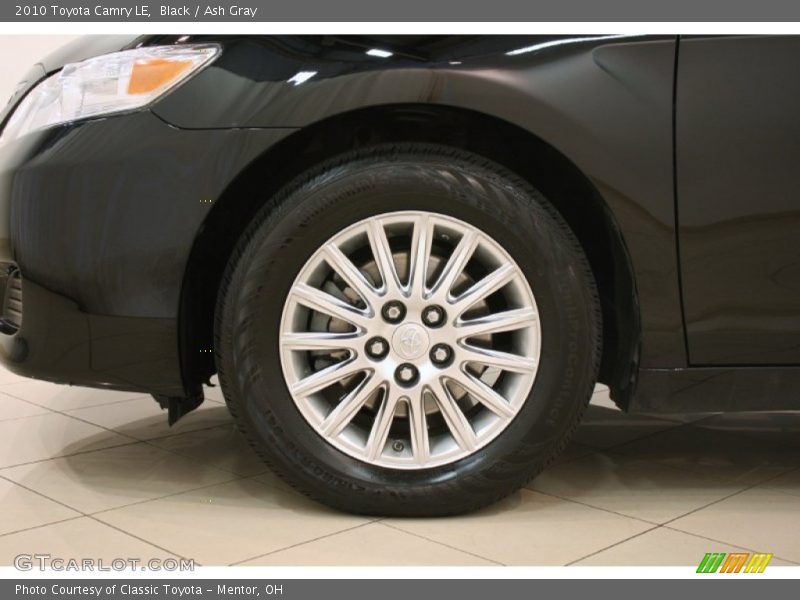 Black / Ash Gray 2010 Toyota Camry LE