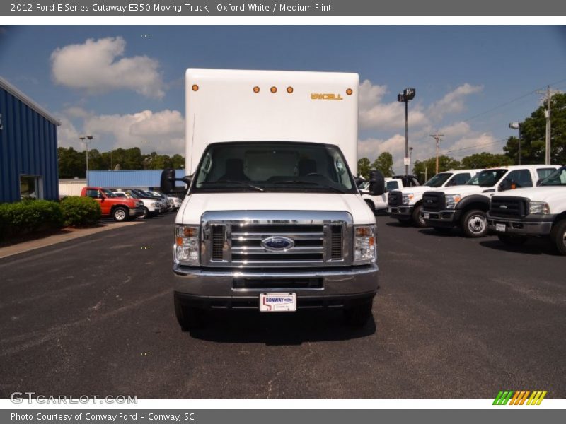 Oxford White / Medium Flint 2012 Ford E Series Cutaway E350 Moving Truck