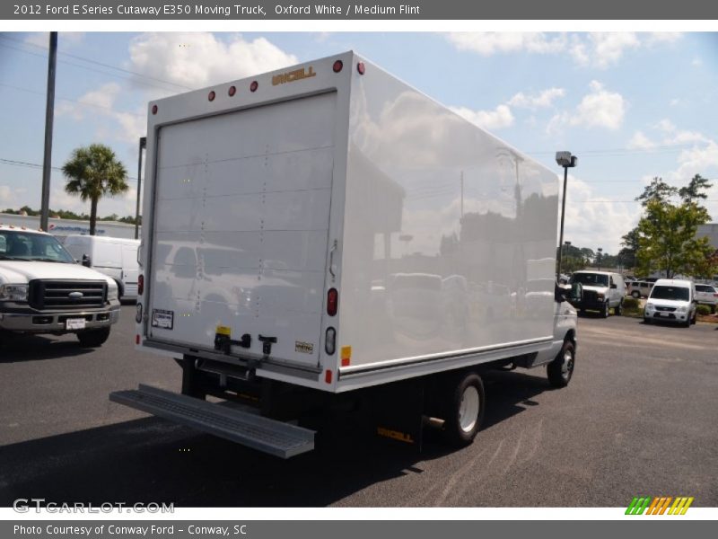 Oxford White / Medium Flint 2012 Ford E Series Cutaway E350 Moving Truck