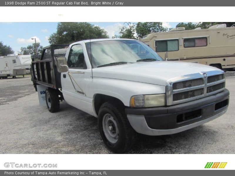 Bright White / Gray 1998 Dodge Ram 2500 ST Regular Cab Flat Bed