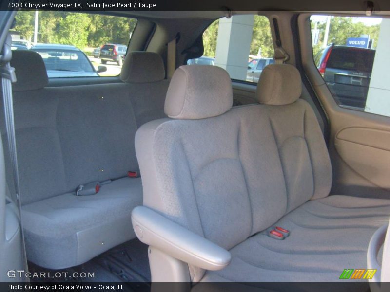 Satin Jade Pearl / Taupe 2003 Chrysler Voyager LX
