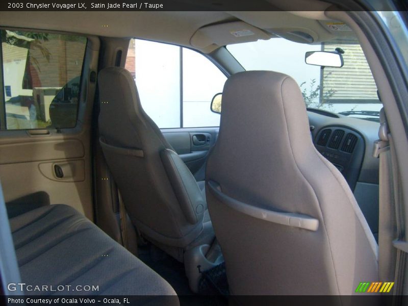 Satin Jade Pearl / Taupe 2003 Chrysler Voyager LX