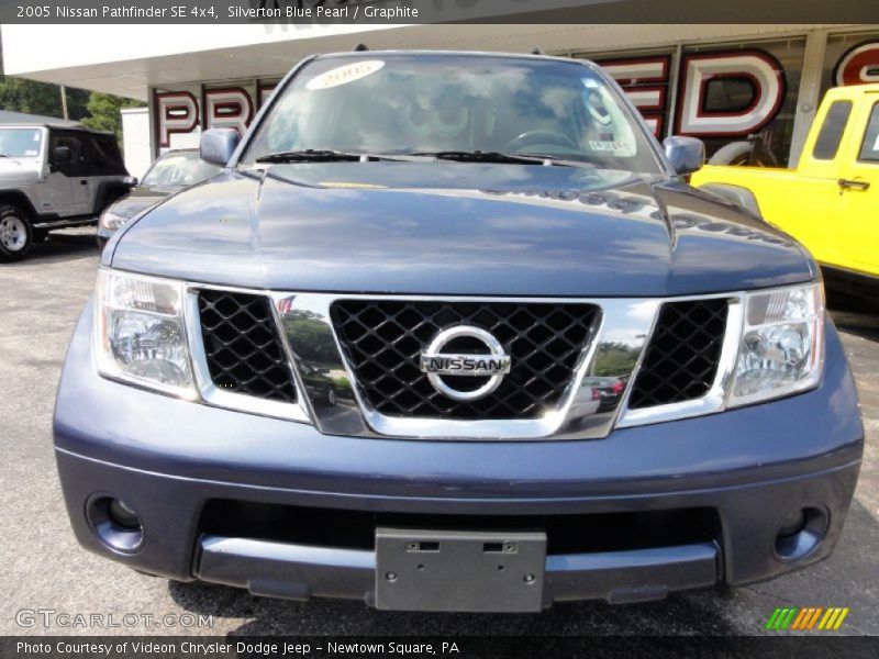 Silverton Blue Pearl / Graphite 2005 Nissan Pathfinder SE 4x4