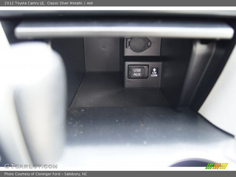 Classic Silver Metallic / Ash 2012 Toyota Camry LE