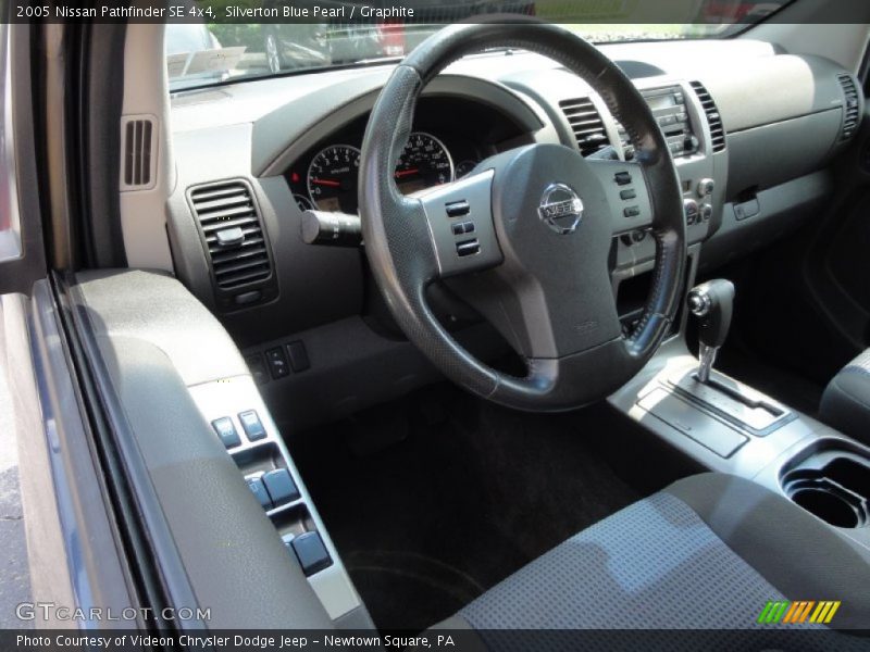 Silverton Blue Pearl / Graphite 2005 Nissan Pathfinder SE 4x4