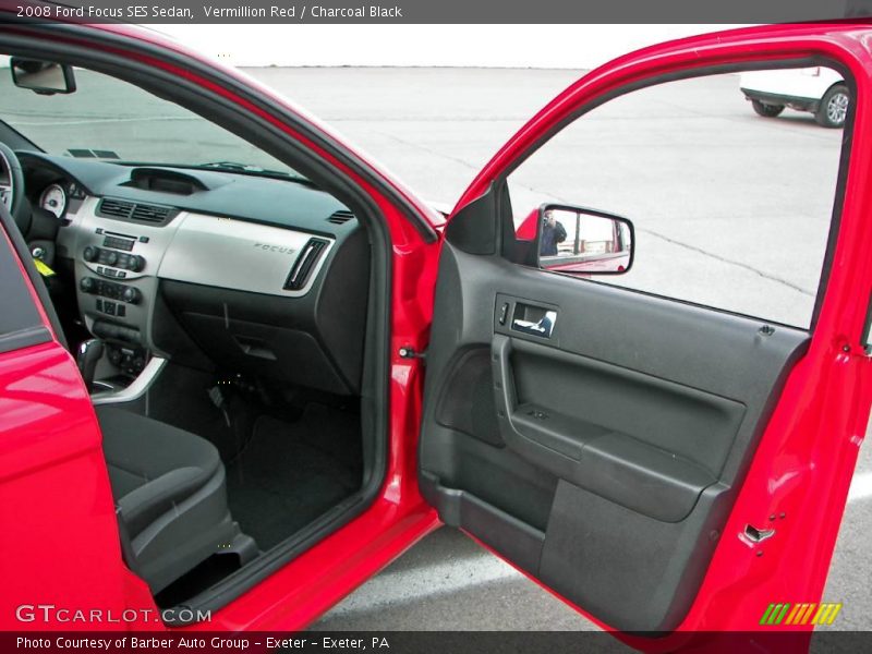 Vermillion Red / Charcoal Black 2008 Ford Focus SES Sedan