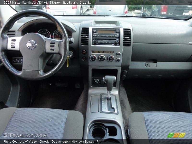 Silverton Blue Pearl / Graphite 2005 Nissan Pathfinder SE 4x4