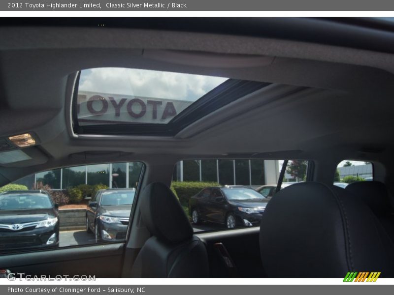 Classic Silver Metallic / Black 2012 Toyota Highlander Limited