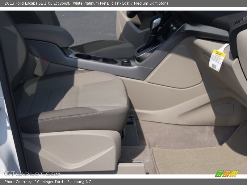 White Platinum Metallic Tri-Coat / Medium Light Stone 2013 Ford Escape SE 2.0L EcoBoost