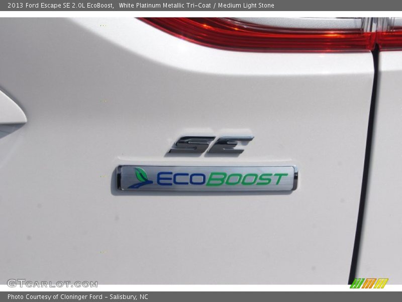  2013 Escape SE 2.0L EcoBoost Logo