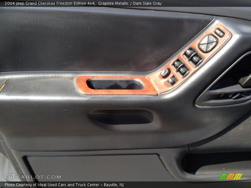 Graphite Metallic / Dark Slate Gray 2004 Jeep Grand Cherokee Freedom Edition 4x4