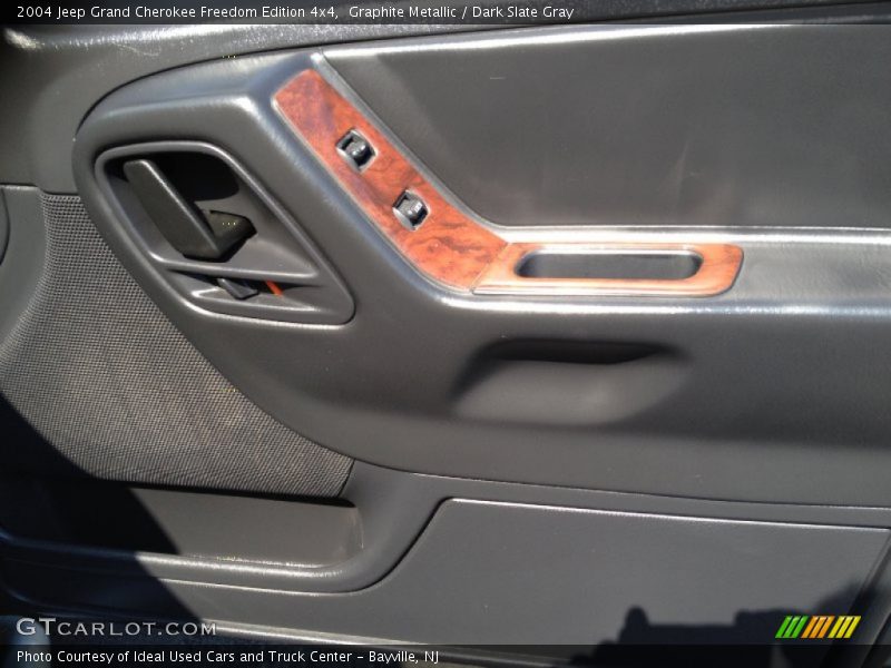 Graphite Metallic / Dark Slate Gray 2004 Jeep Grand Cherokee Freedom Edition 4x4