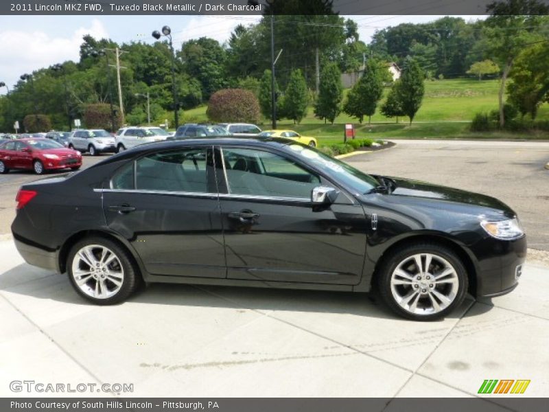 Tuxedo Black Metallic / Dark Charcoal 2011 Lincoln MKZ FWD