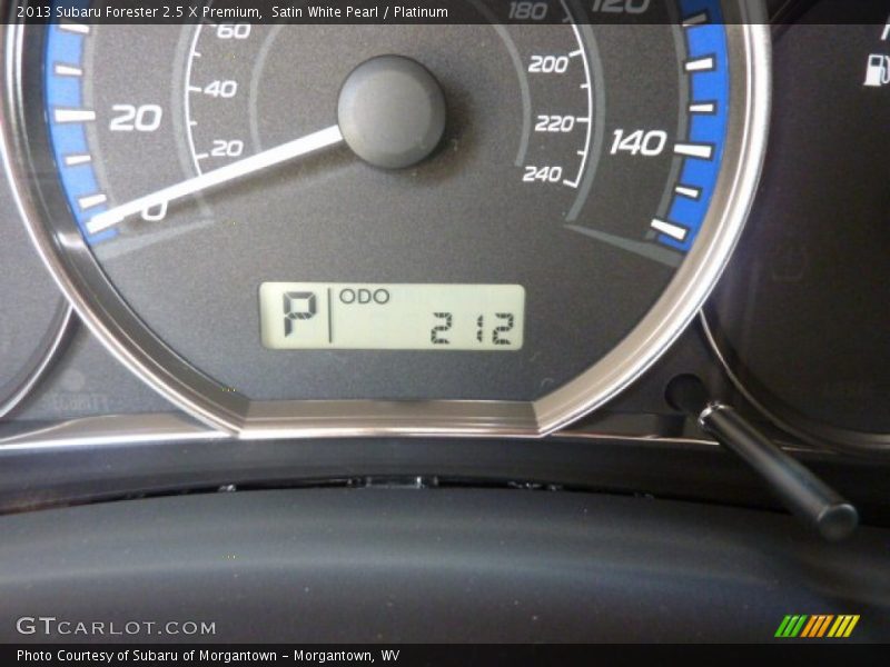Satin White Pearl / Platinum 2013 Subaru Forester 2.5 X Premium