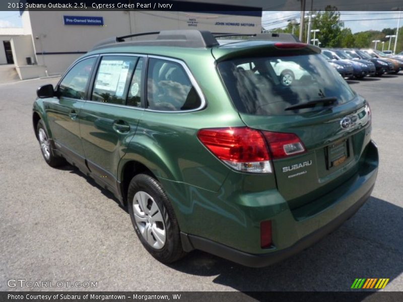Cypress Green Pearl / Ivory 2013 Subaru Outback 2.5i