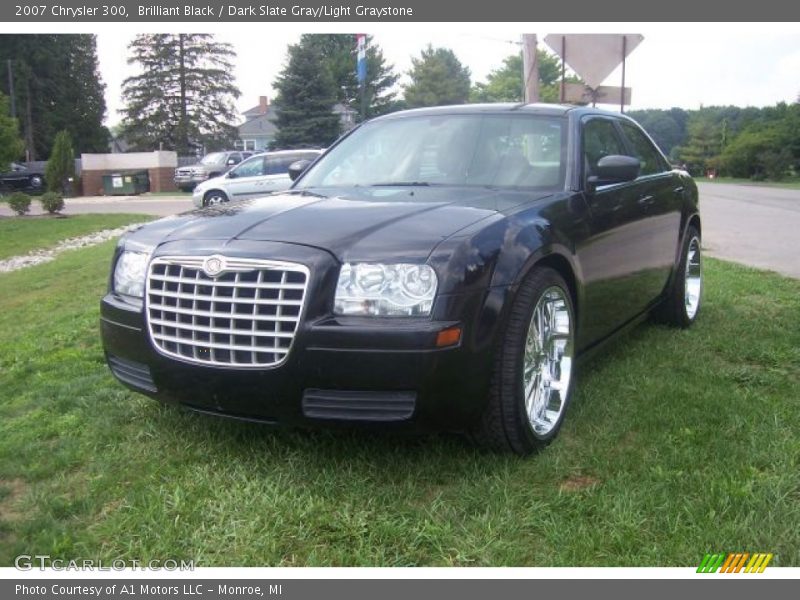 Brilliant Black / Dark Slate Gray/Light Graystone 2007 Chrysler 300