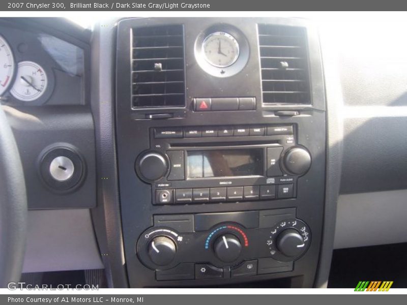 Brilliant Black / Dark Slate Gray/Light Graystone 2007 Chrysler 300