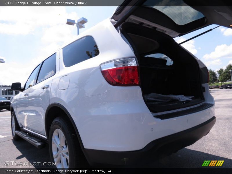 Bright White / Black 2013 Dodge Durango Crew