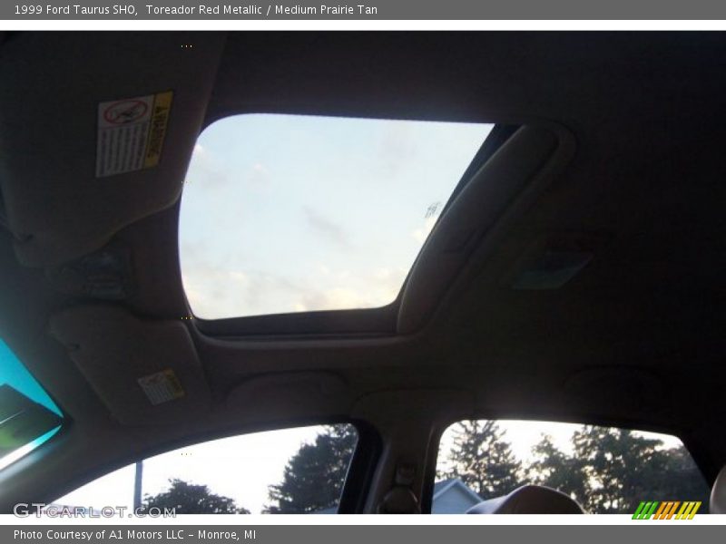 Toreador Red Metallic / Medium Prairie Tan 1999 Ford Taurus SHO