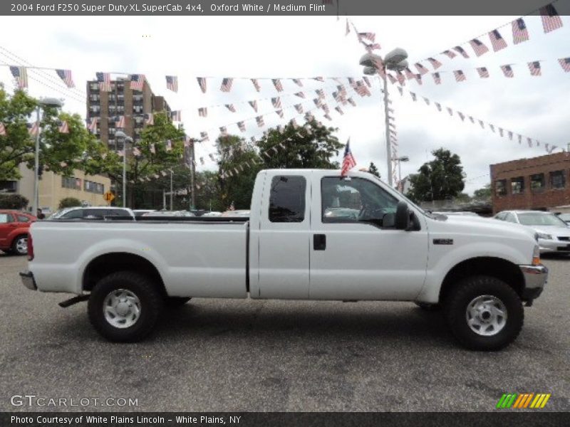 Oxford White / Medium Flint 2004 Ford F250 Super Duty XL SuperCab 4x4