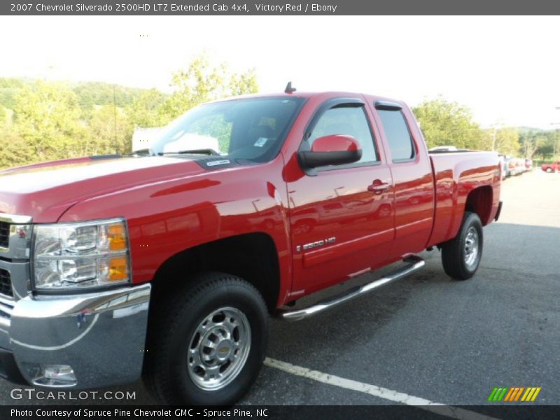 Victory Red / Ebony 2007 Chevrolet Silverado 2500HD LTZ Extended Cab 4x4
