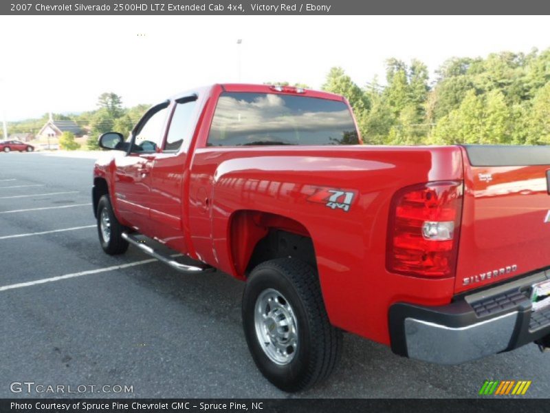 Victory Red / Ebony 2007 Chevrolet Silverado 2500HD LTZ Extended Cab 4x4