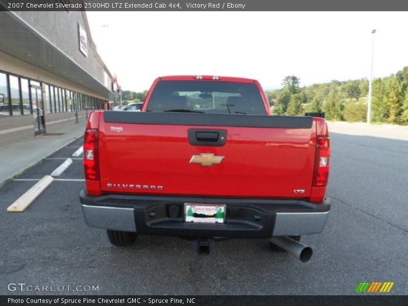 Victory Red / Ebony 2007 Chevrolet Silverado 2500HD LTZ Extended Cab 4x4