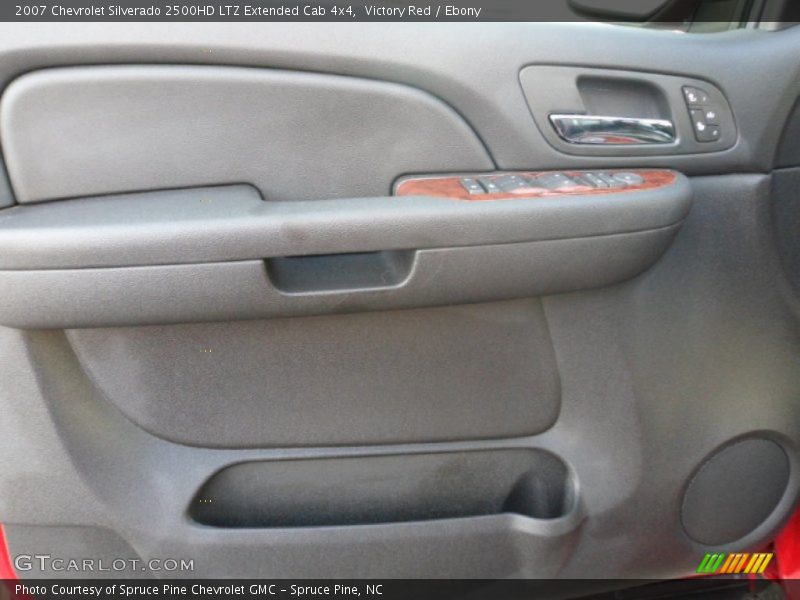 Victory Red / Ebony 2007 Chevrolet Silverado 2500HD LTZ Extended Cab 4x4