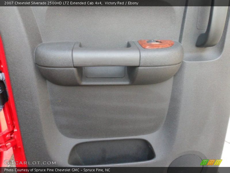 Victory Red / Ebony 2007 Chevrolet Silverado 2500HD LTZ Extended Cab 4x4