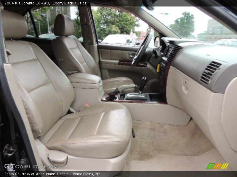Front Seat of 2004 Sorento EX 4WD