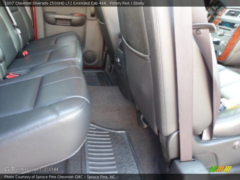 Victory Red / Ebony 2007 Chevrolet Silverado 2500HD LTZ Extended Cab 4x4