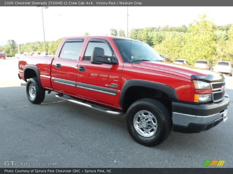 Victory Red / Medium Gray 2006 Chevrolet Silverado 2500HD LS Crew Cab 4x4