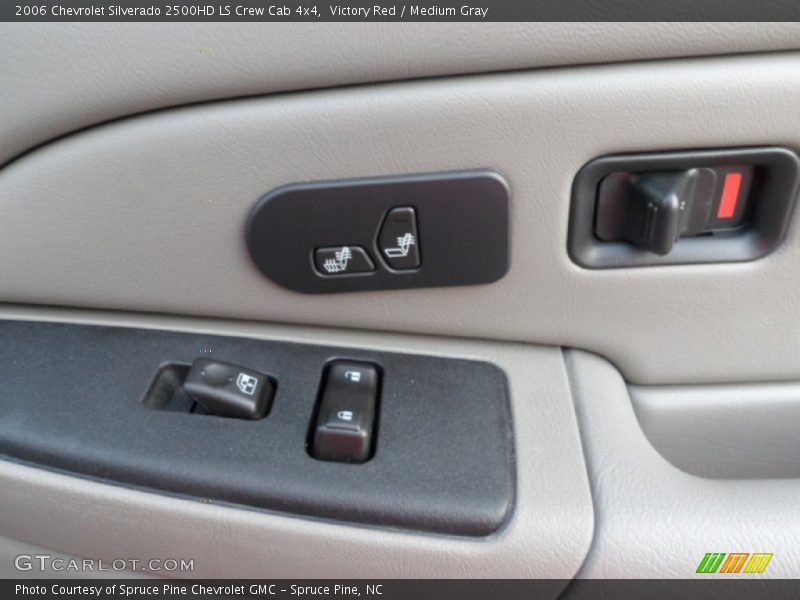 Victory Red / Medium Gray 2006 Chevrolet Silverado 2500HD LS Crew Cab 4x4