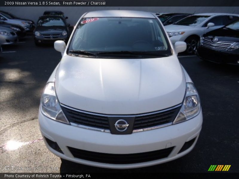 Fresh Powder / Charcoal 2009 Nissan Versa 1.8 S Sedan