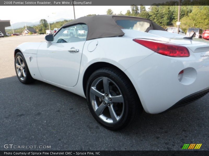Pure White / Ebony/Sand 2008 Pontiac Solstice Roadster