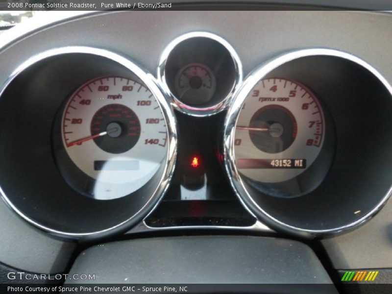 Pure White / Ebony/Sand 2008 Pontiac Solstice Roadster