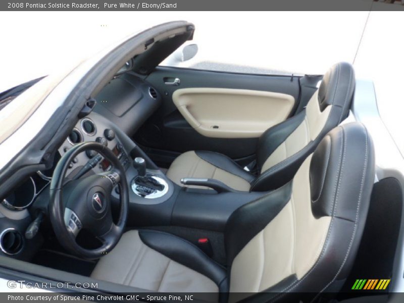 Pure White / Ebony/Sand 2008 Pontiac Solstice Roadster