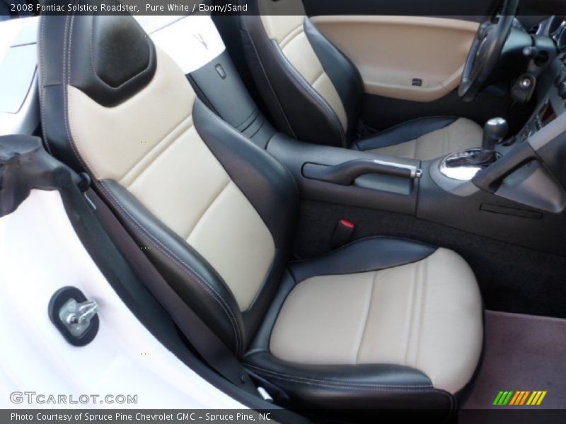 Pure White / Ebony/Sand 2008 Pontiac Solstice Roadster