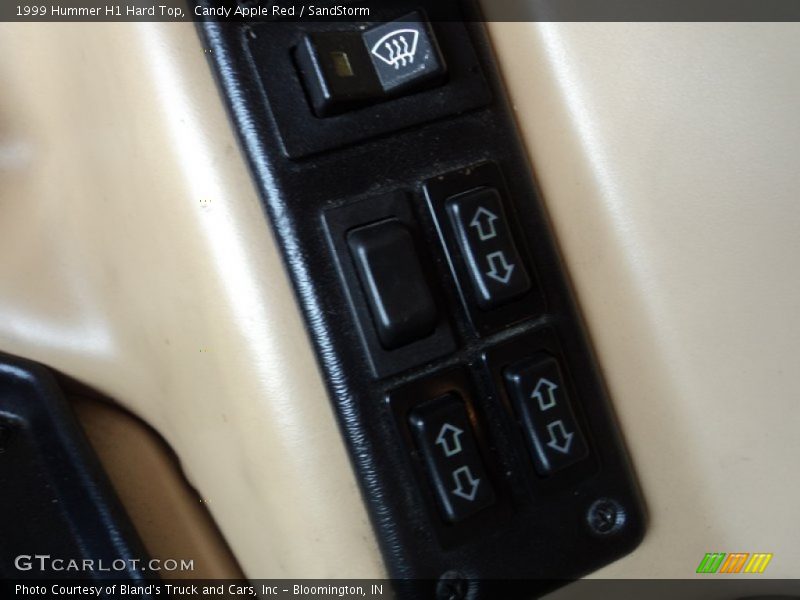 Controls of 1999 H1 Hard Top