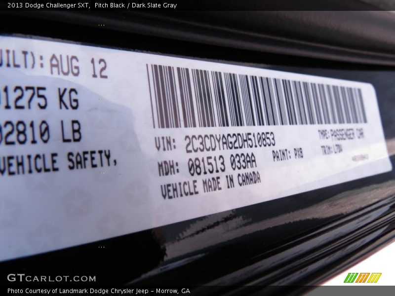 Pitch Black / Dark Slate Gray 2013 Dodge Challenger SXT