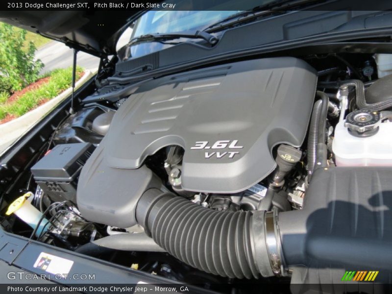 Pitch Black / Dark Slate Gray 2013 Dodge Challenger SXT