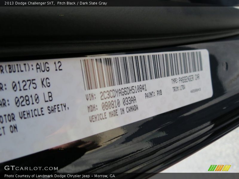 Pitch Black / Dark Slate Gray 2013 Dodge Challenger SXT