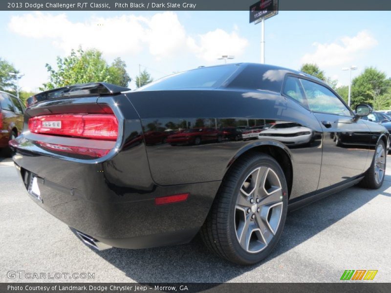 Pitch Black / Dark Slate Gray 2013 Dodge Challenger R/T Classic