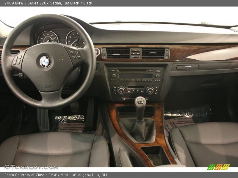 Jet Black / Black 2009 BMW 3 Series 328xi Sedan