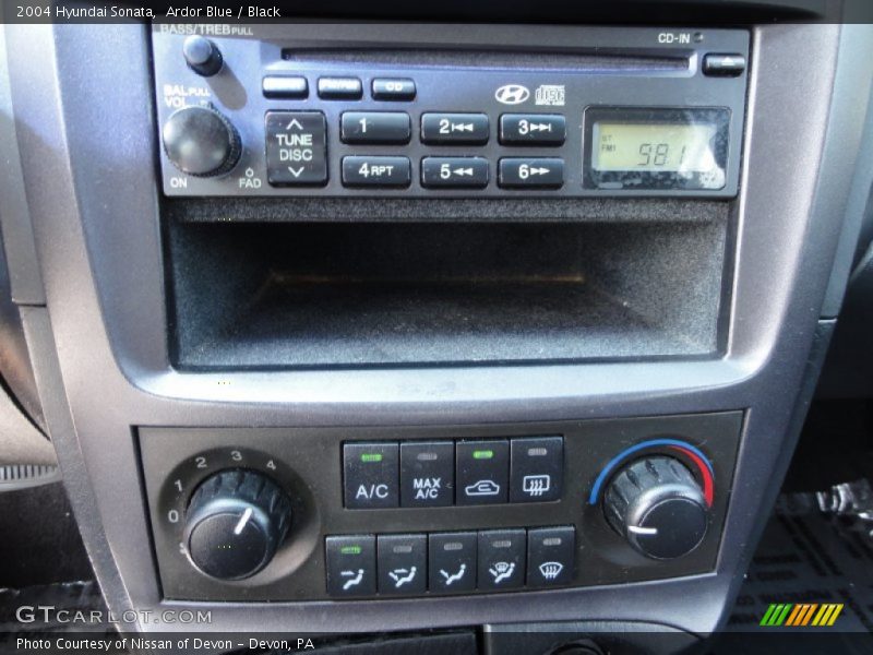 Ardor Blue / Black 2004 Hyundai Sonata